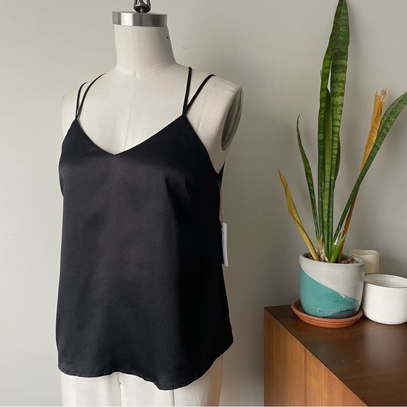 V110 SKIES ARE BLUE Silky Lace Camisole Tank - Picture 2 of 7